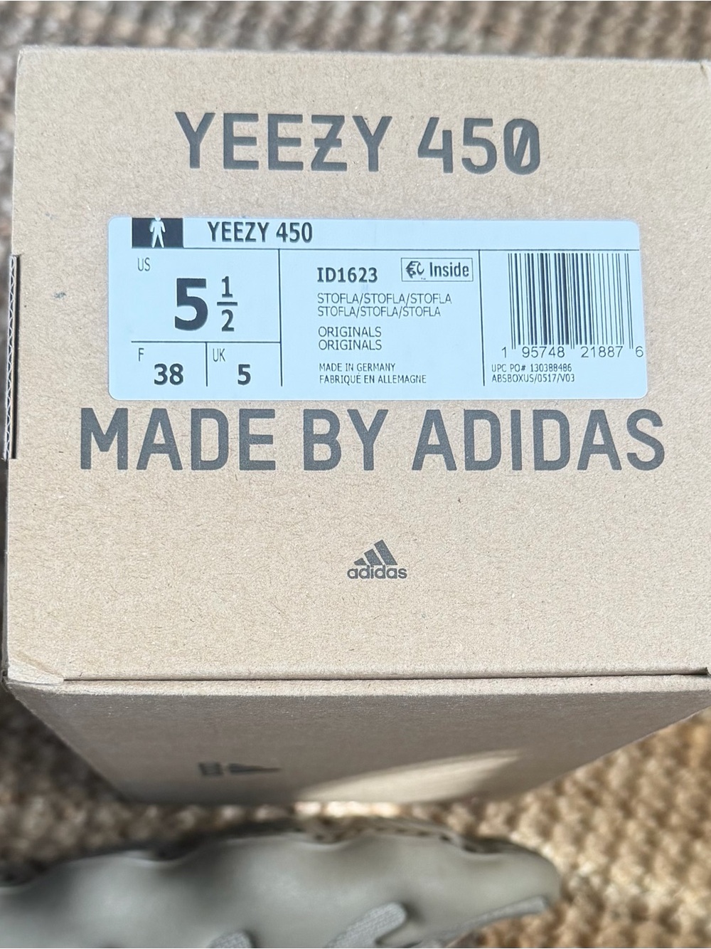 Yeezy 450 - Picture 3 of 12